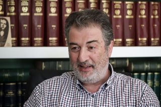 Παπαδάκης